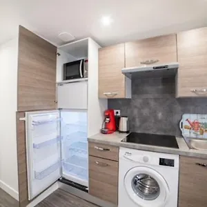 Ensoleillee Lyon Eurexpo , Proche Stade Appartement Meyzieu